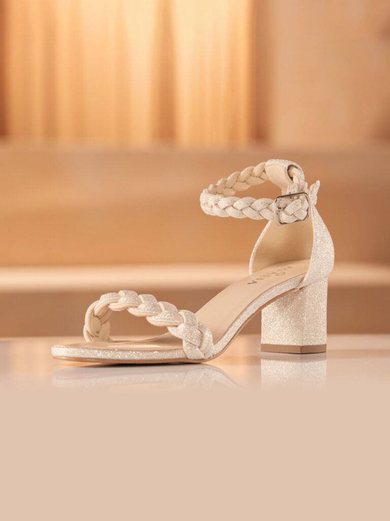 Brautaccessoires Neumünster – elegante Brautschuhe